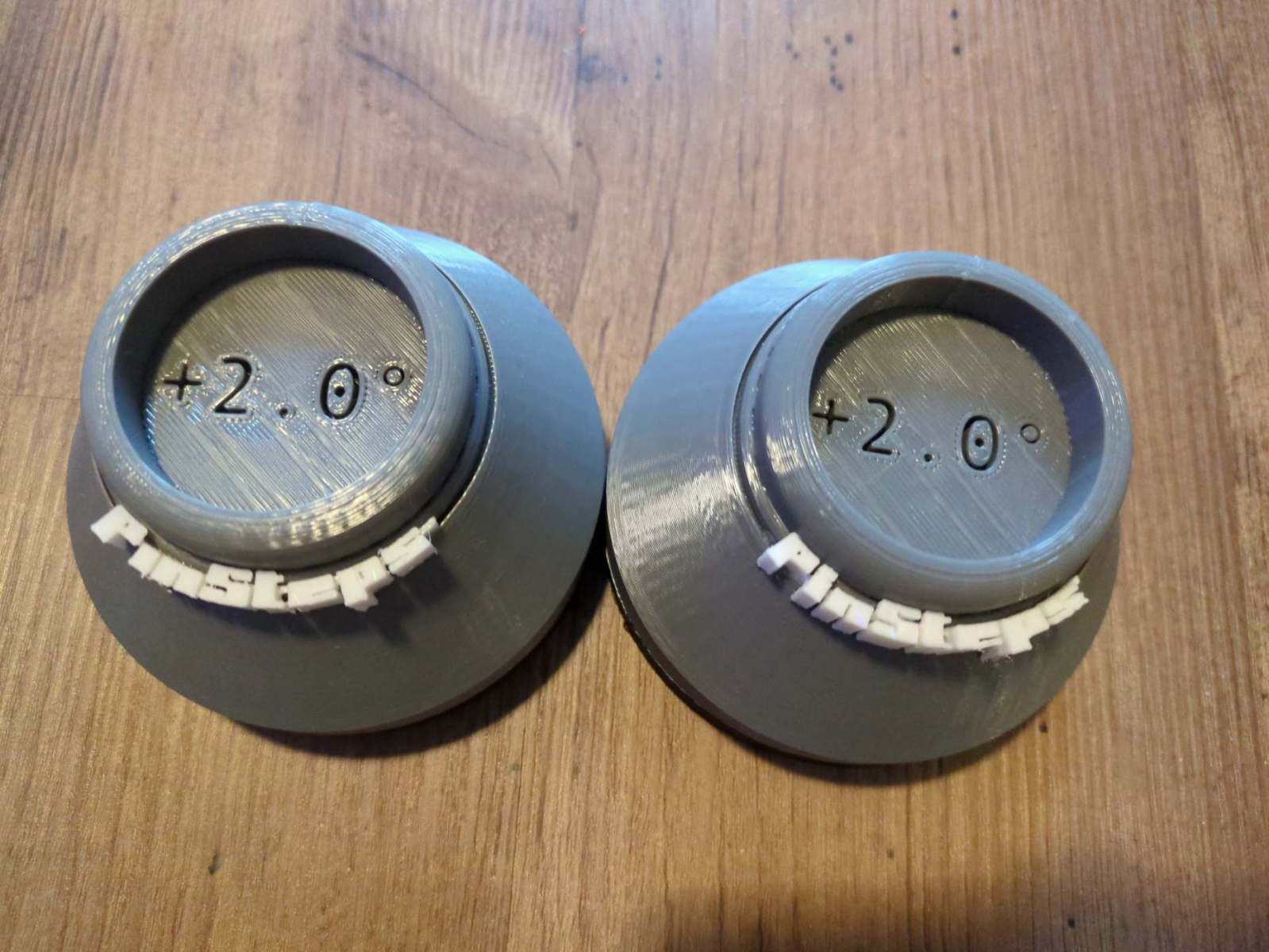 Pin steps +2.0 grey and white